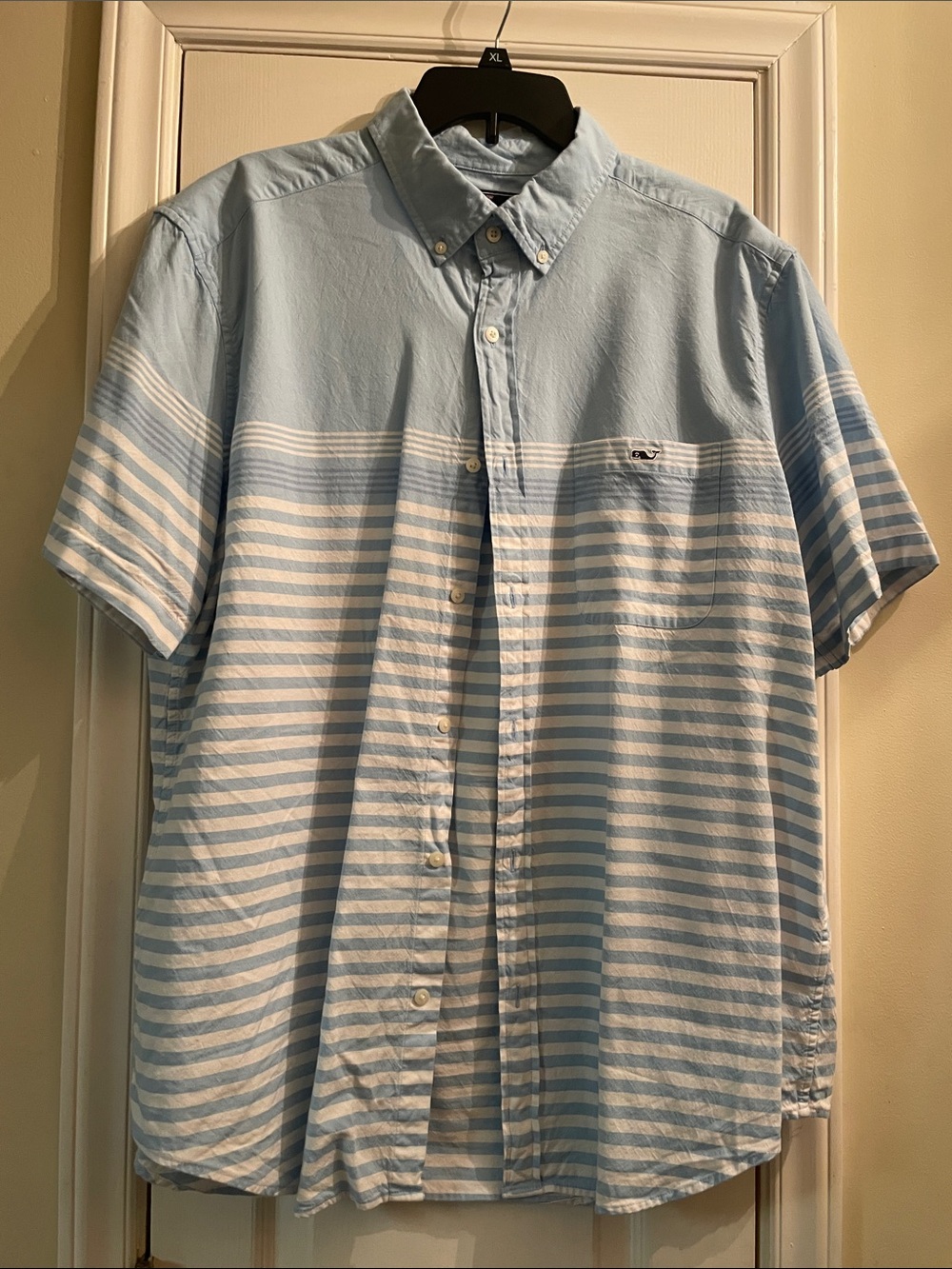 Vineyard Vines Light Blue and White Striped Short-Sleeve Button-Down Shirt